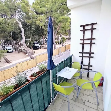 Apartment Apartmani Luma Del Mare